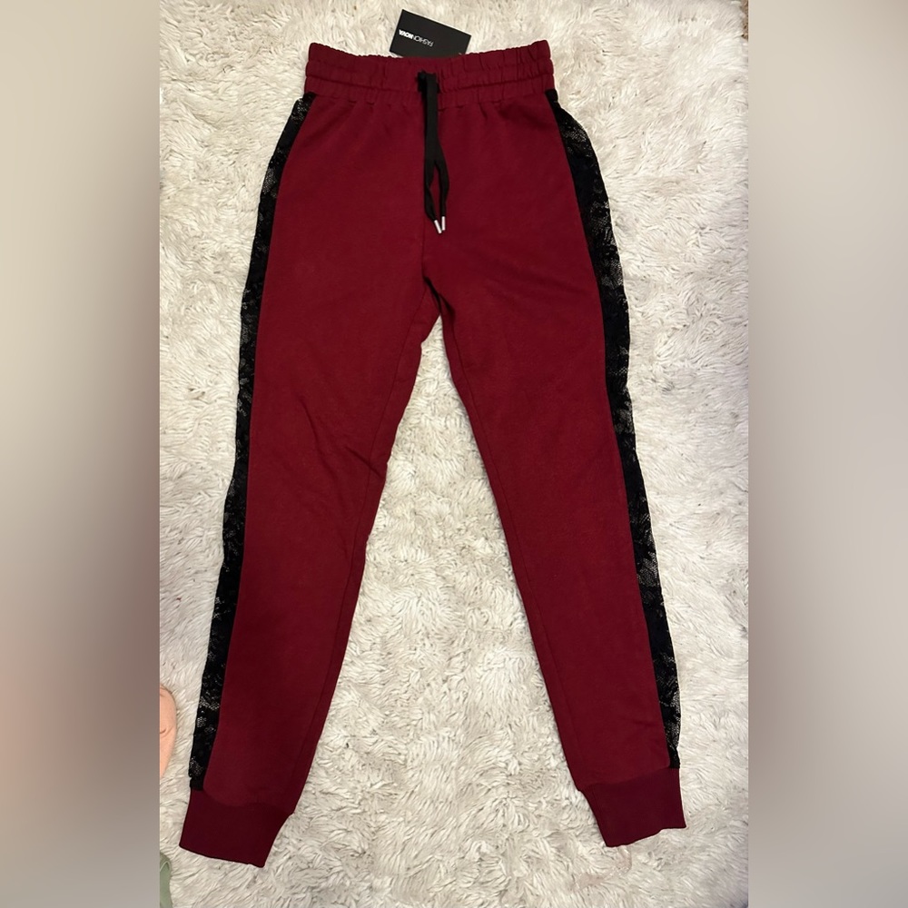 New with tags fashion nova lace detailed jogger pants
